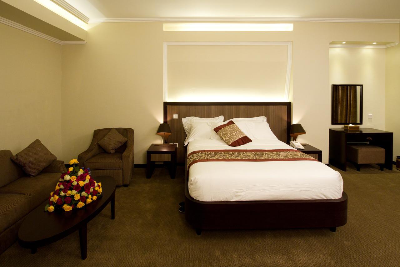Elilly International Hotel Addis Ababa Exterior photo