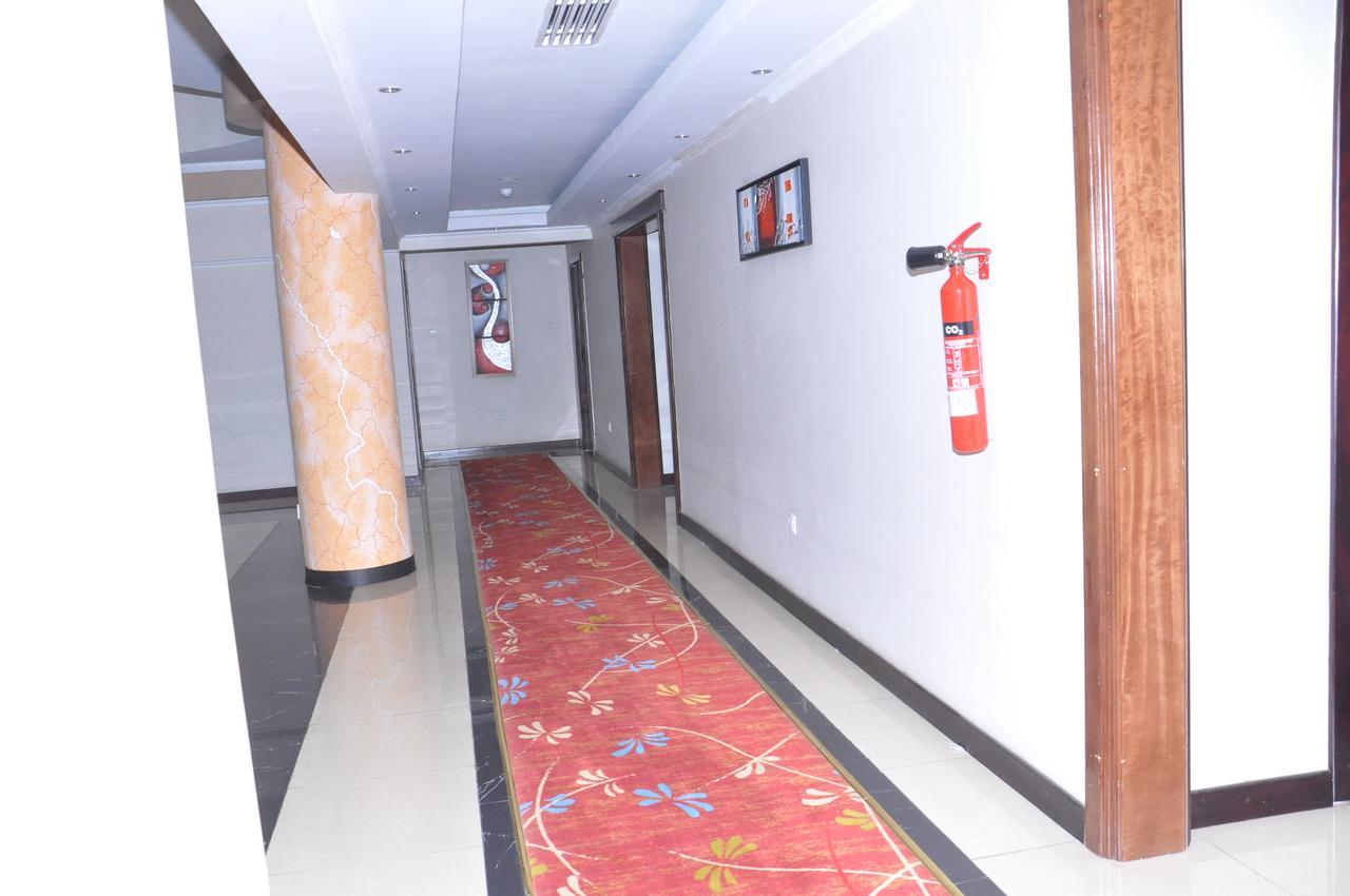 Elilly International Hotel Addis Ababa Exterior photo