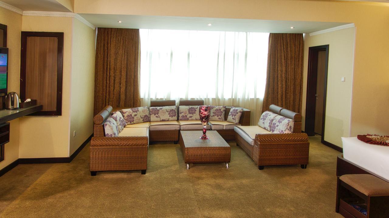 Elilly International Hotel Addis Ababa Exterior photo