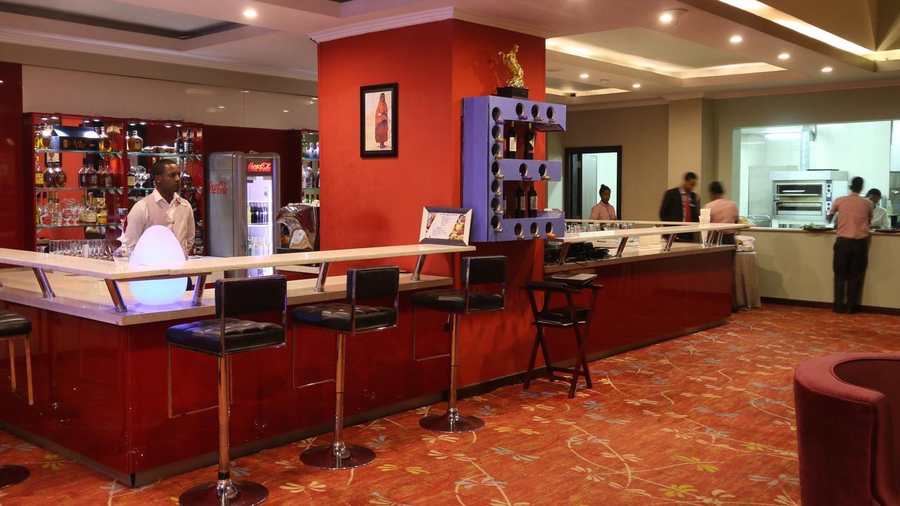 Elilly International Hotel Addis Ababa Exterior photo